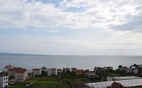 Apartman Dani-Podstrana